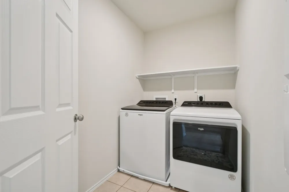 185 Katie Elder Drive Jarrell, TX 76588