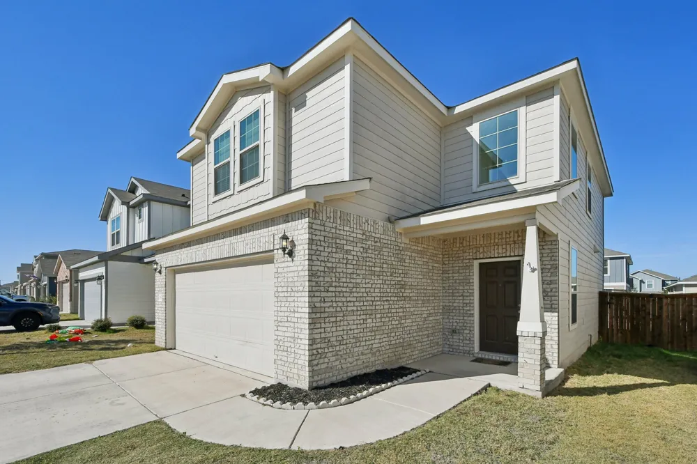 185 Katie Elder Drive Jarrell, TX 76588