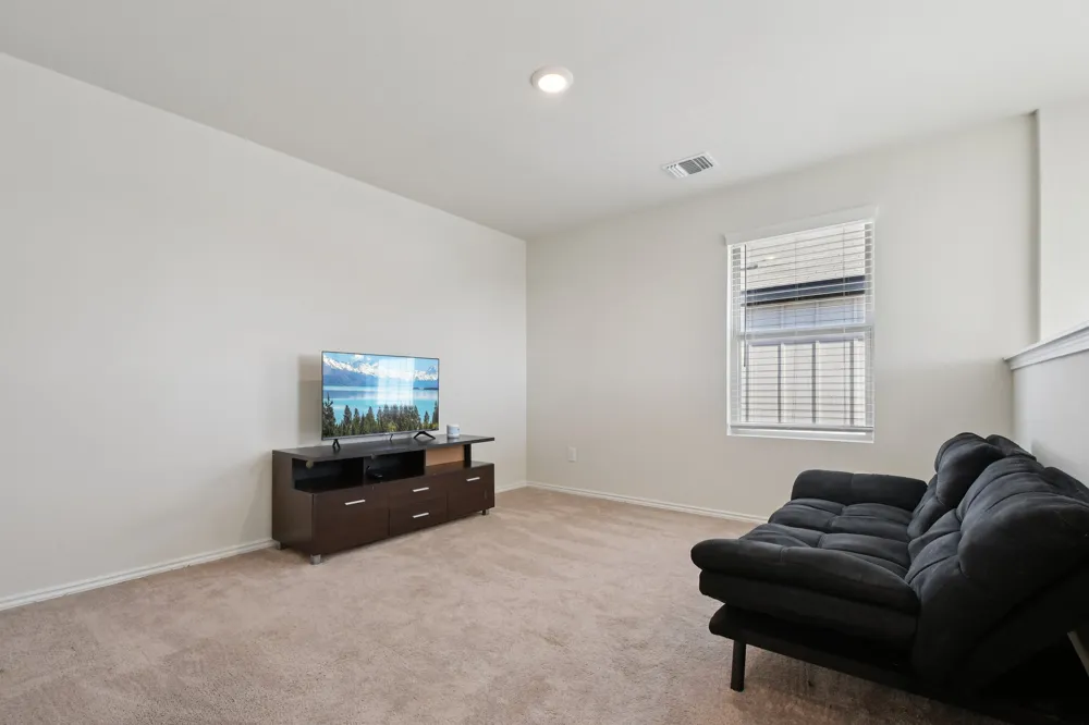 185 Katie Elder Drive Jarrell, TX 76588