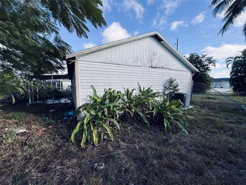 2247 SW 4TH STREET Cape Coral, FL 33991