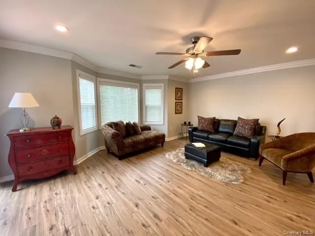 327 Adams Way #327 Sayville, NY 11782