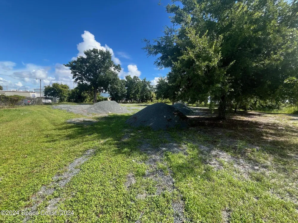 275 Paint Street Rockledge, FL 32955