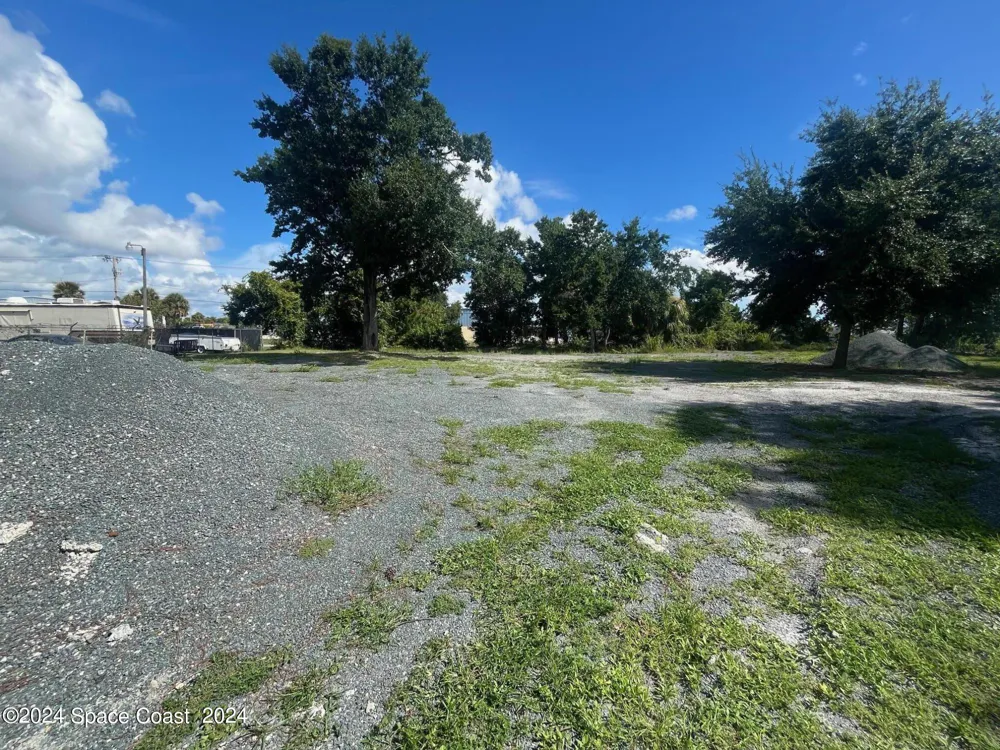 275 Paint Street Rockledge, FL 32955