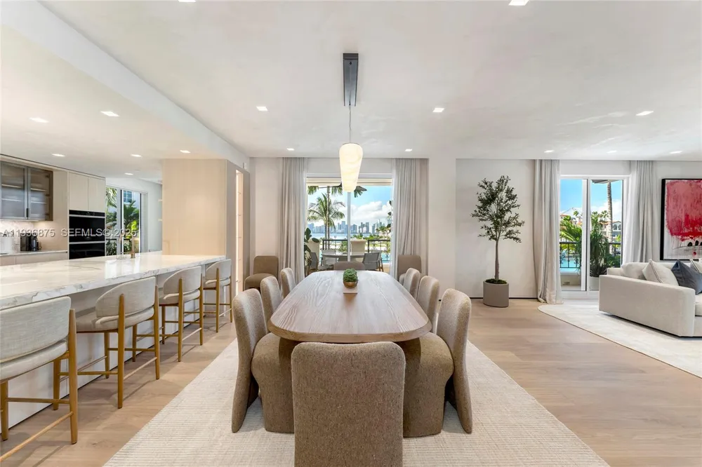 2521 Fisher Island Dr #6201 Miami Beach, FL 33109