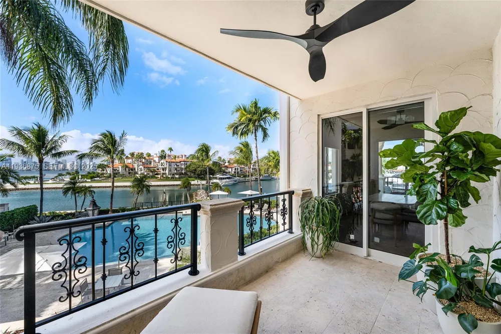 2521 Fisher Island Dr #6201 Miami Beach, FL 33109