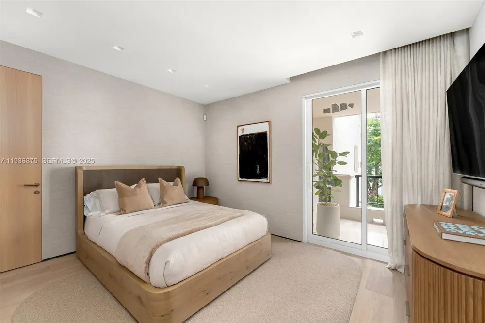 2521 Fisher Island Dr #6201 Miami Beach, FL 33109