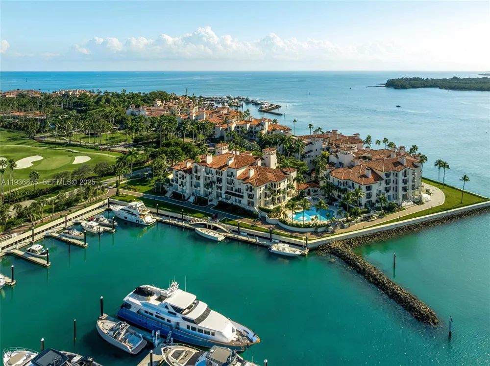2521 Fisher Island Dr #6201 Miami Beach, FL 33109