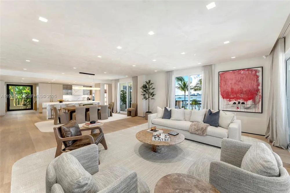 2521 Fisher Island Dr #6201 Miami Beach, FL 33109