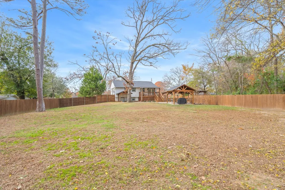 2422 Old Omen Road Tyler, TX 75701