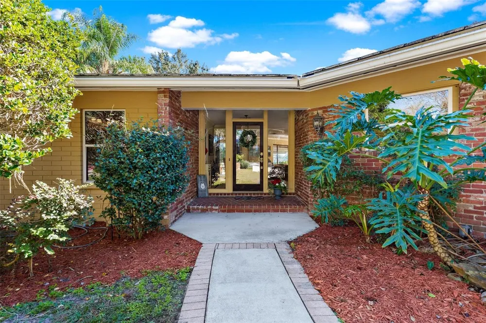 475 GUERRANT STREET Umatilla, FL 32784