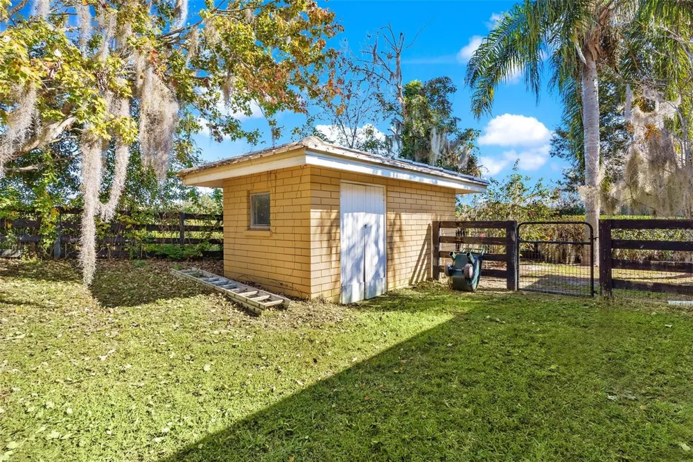 475 GUERRANT STREET Umatilla, FL 32784