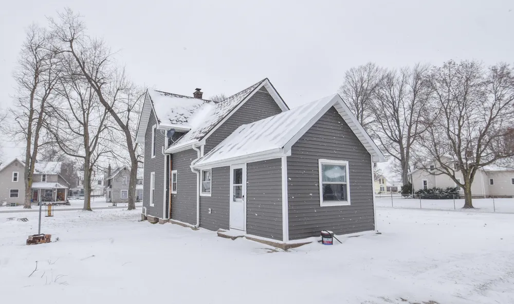 203 S Main Street Montgomery Village, MI 49255