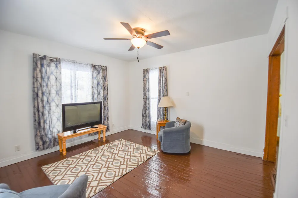 203 S Main Street Montgomery Village, MI 49255