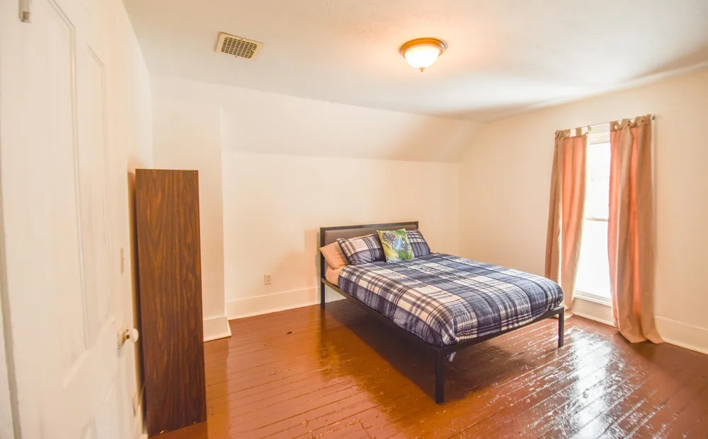 203 S Main Street Montgomery Village, MI 49255