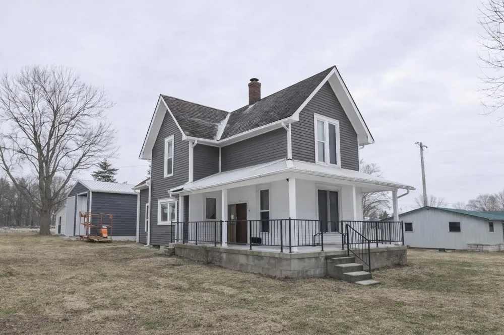 203 S Main Street Montgomery Village, MI 49255