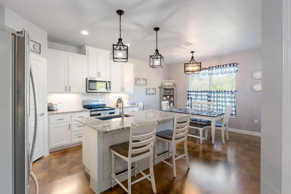 1610 Badger Lane Lampasas, TX 76550