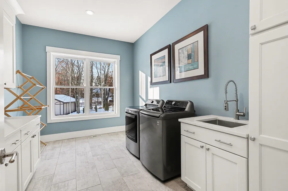 15102 Steve's Drive Grand Haven, MI 49417