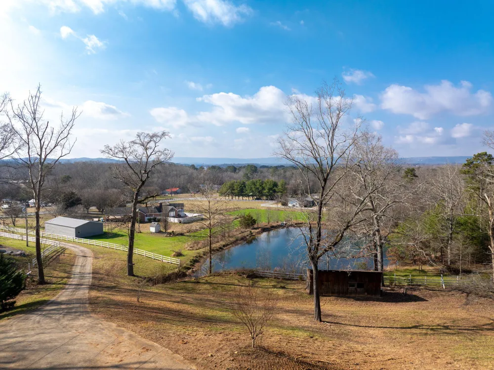 6041 Shirley Pond Road Harrison, TN 37341
