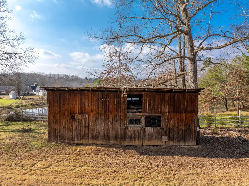 6041 Shirley Pond Road Harrison, TN 37341