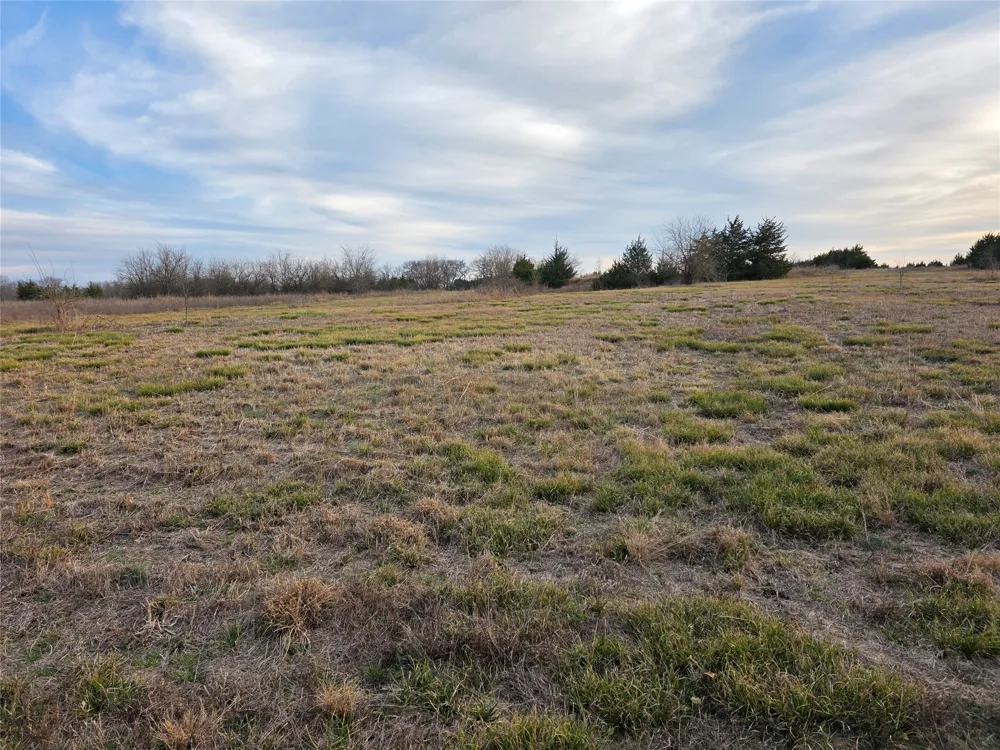 County Road 26050 Roxton, TX 75415