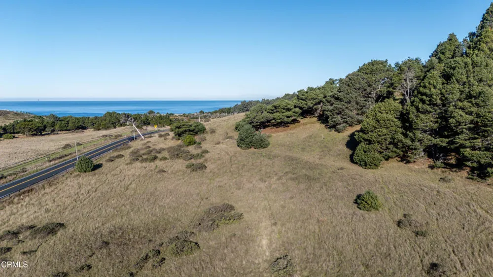 4150 California 1 Albion, CA 95410