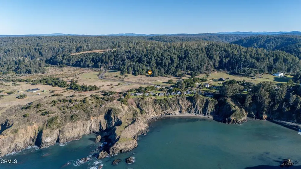 4150 California 1 Albion, CA 95410