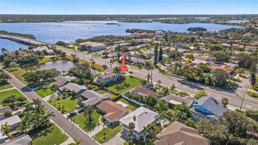 CAUSEWAY BOULEVARD Belleair Beach, FL 33786