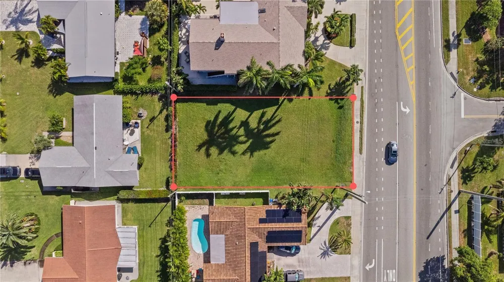 CAUSEWAY BOULEVARD Belleair Beach, FL 33786