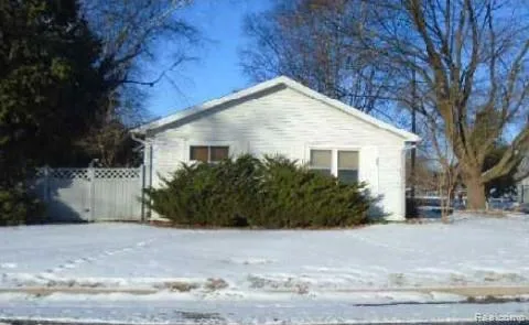 802 Woodlawn Avenue