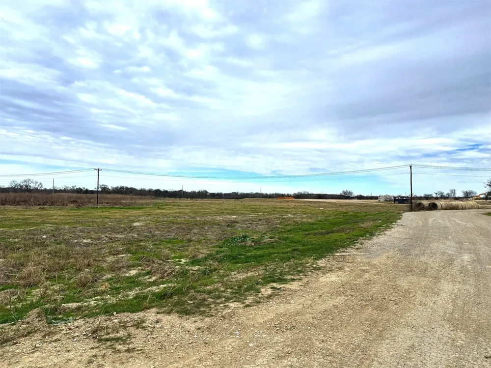 210 Hurst Road Burleson, TX 76028