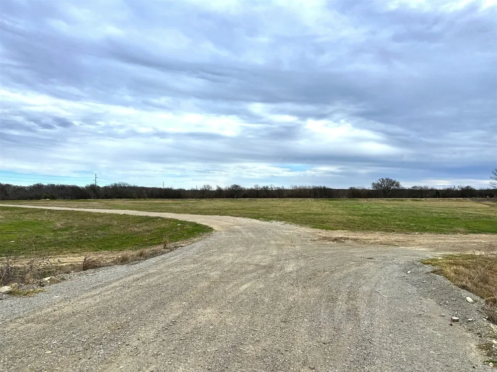210 Hurst Road Burleson, TX 76028