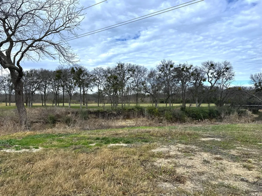 210 Hurst Road Burleson, TX 76028
