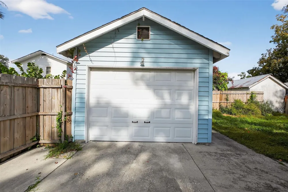 146 KINGSTON AVENUE Daytona Beach, FL 32114