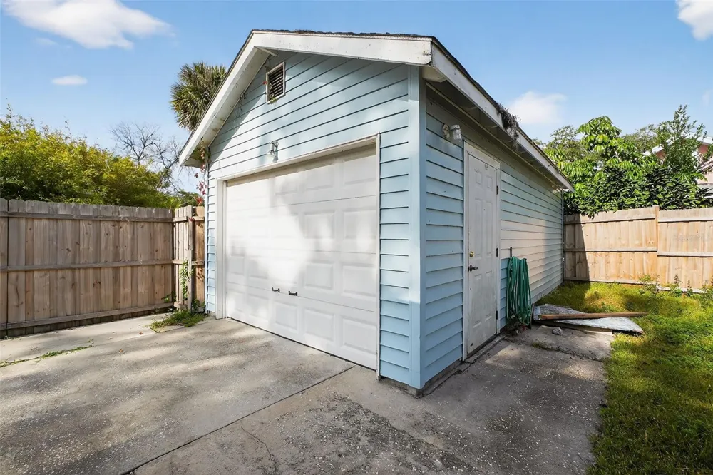 146 KINGSTON AVENUE Daytona Beach, FL 32114