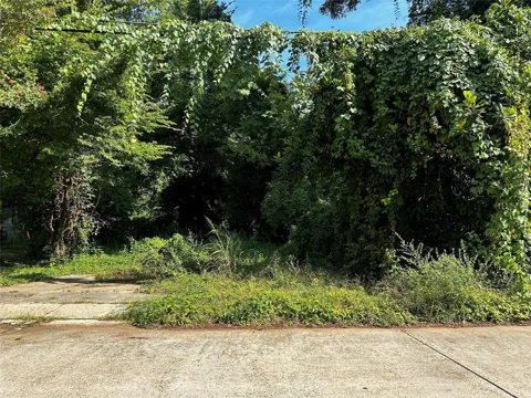 132 E Gregg Street