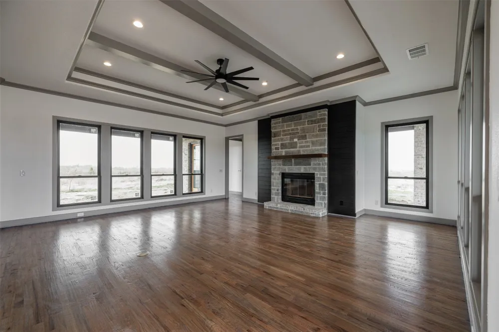 4112 County Road 1098 Celeste, TX 75423
