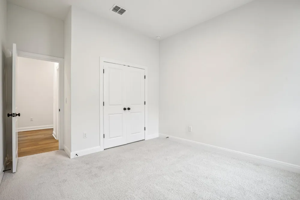581 Treadwell Lane Kyle, TX 78640
