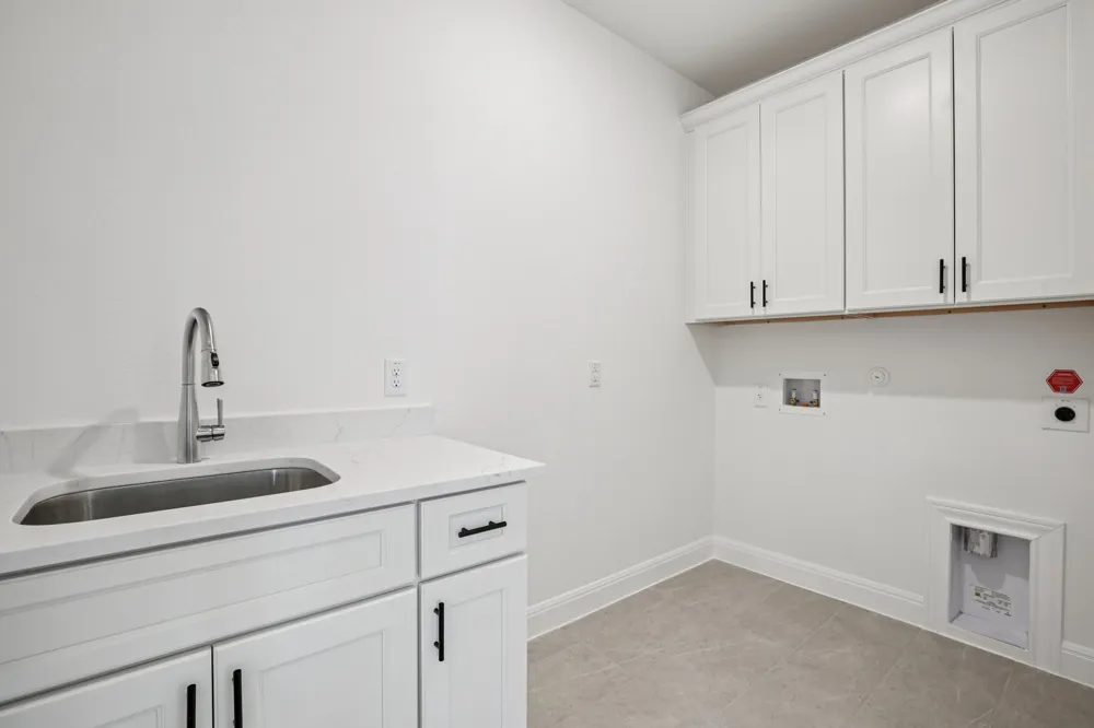 581 Treadwell Lane Kyle, TX 78640