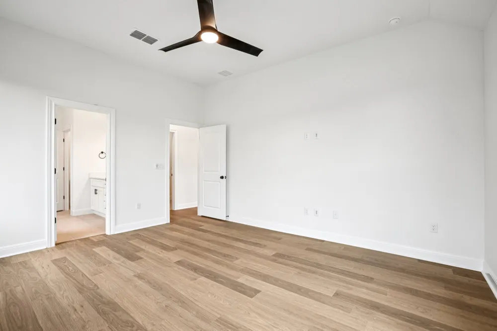 581 Treadwell Lane Kyle, TX 78640