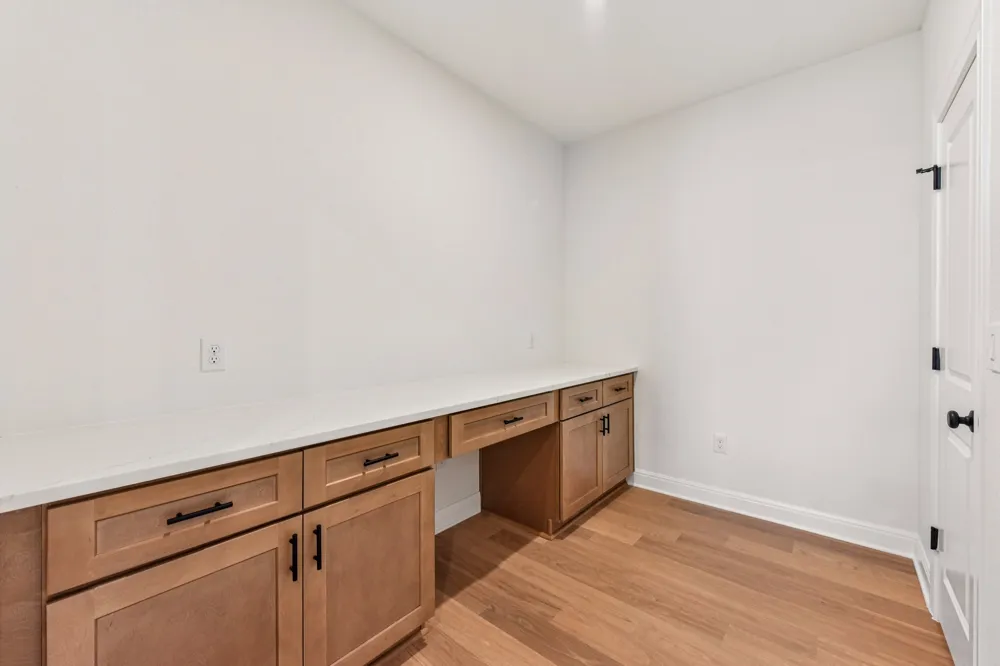 581 Treadwell Lane Kyle, TX 78640