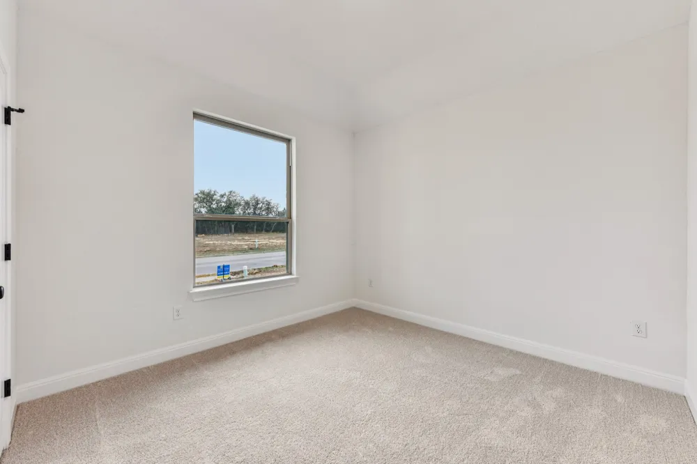 581 Treadwell Lane Kyle, TX 78640