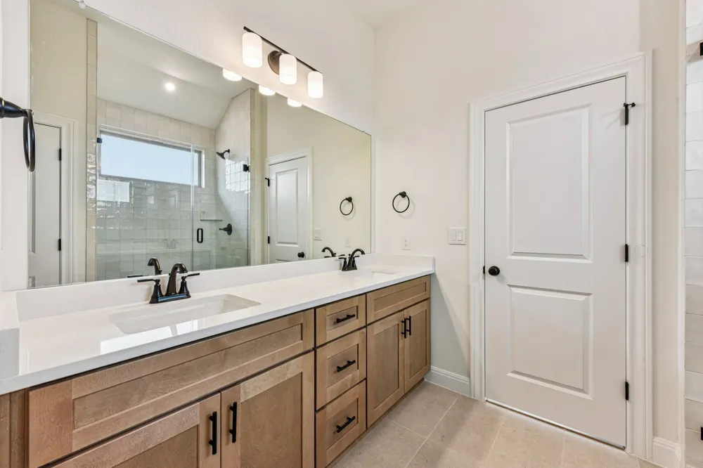 581 Treadwell Lane Kyle, TX 78640