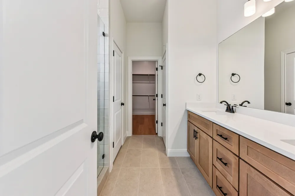 581 Treadwell Lane Kyle, TX 78640
