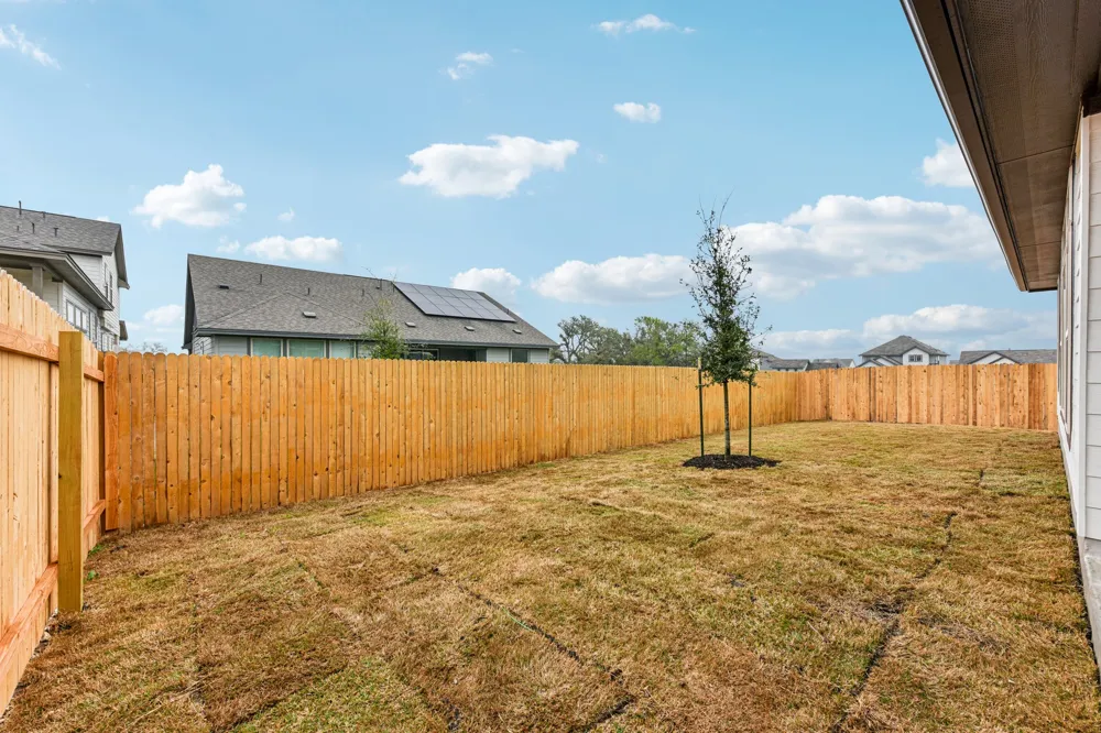 581 Treadwell Lane Kyle, TX 78640