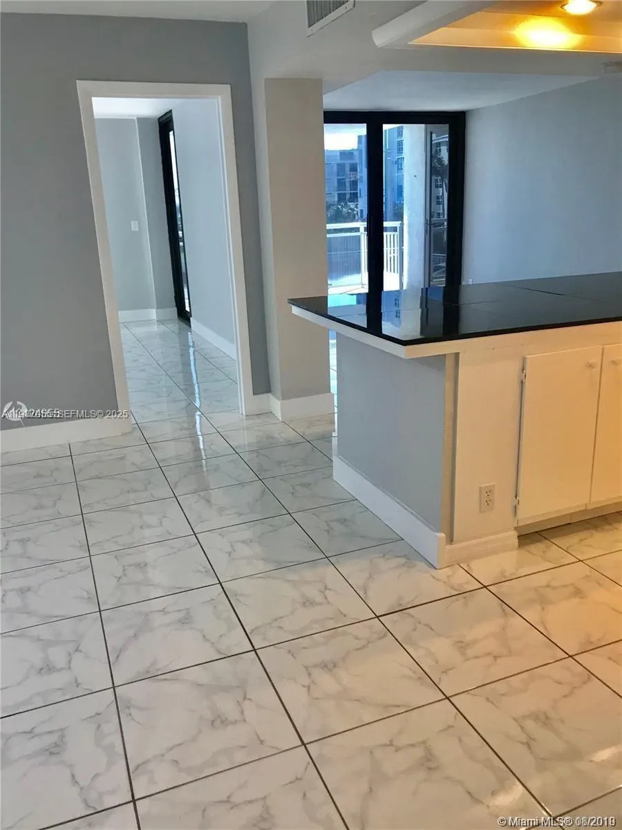 1600 S Ocean Dr #3G Hollywood, FL 33019
