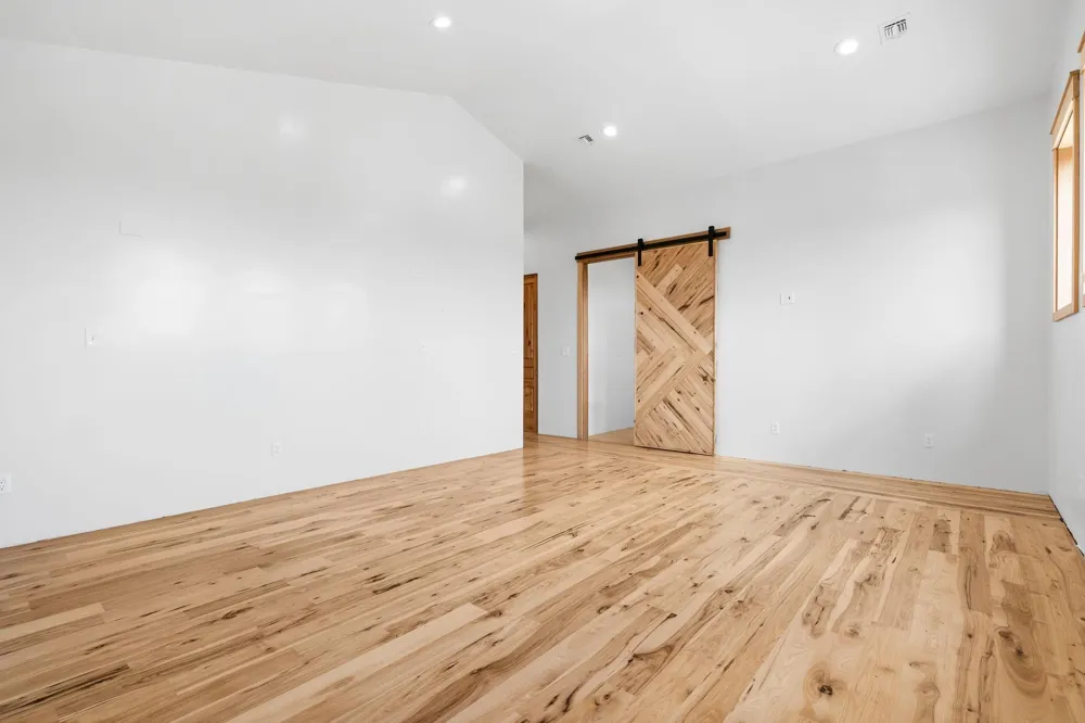 1925 Hills Road Carmine, TX 78932