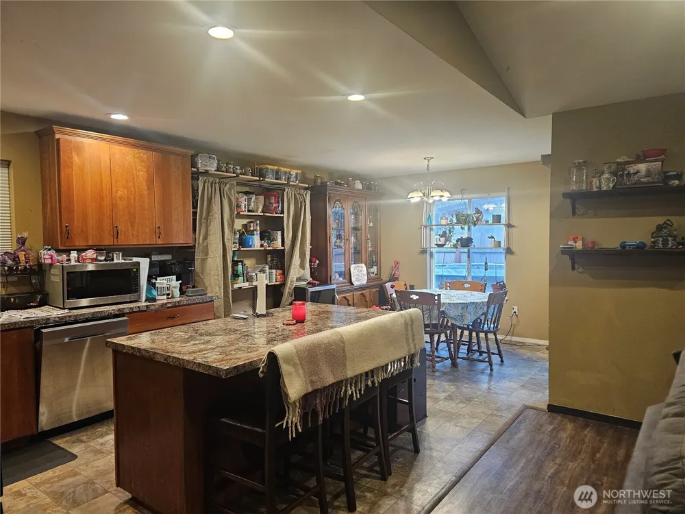 180 A Mossyrock Road W Mossyrock, WA 98564