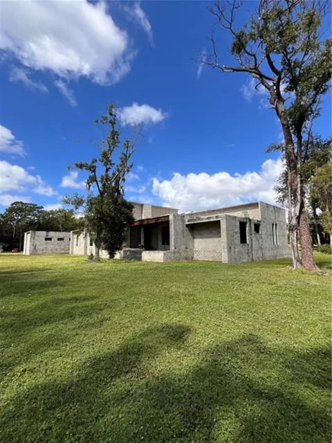 1029 VAN DYKE ROAD
