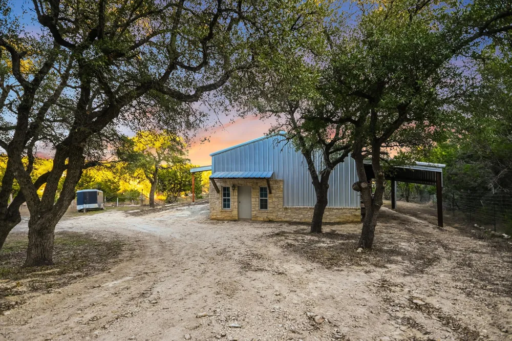 1984 Divide Pass Blanco, TX 78606