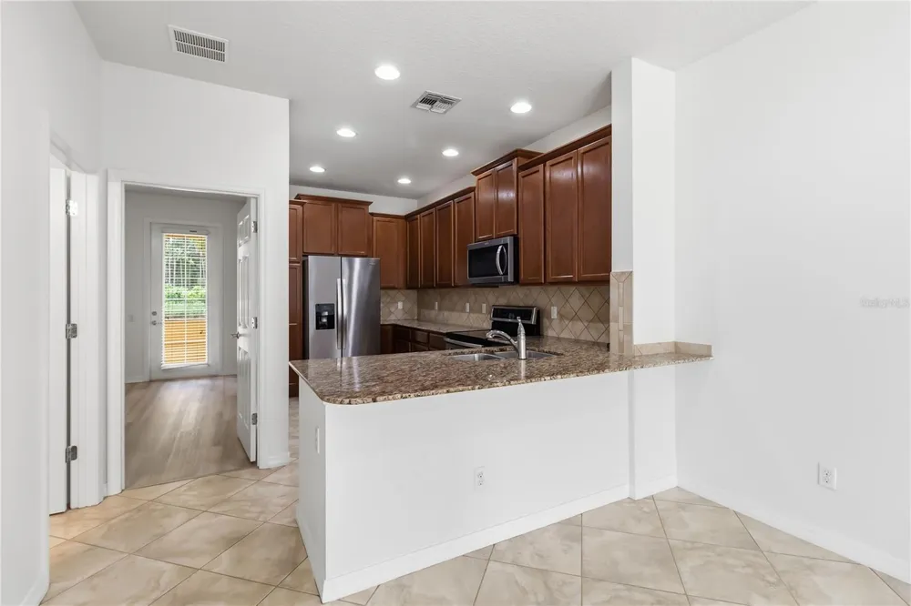 8681 LOWER VILLAGEWALK CIRCLE Orlando, FL 32827